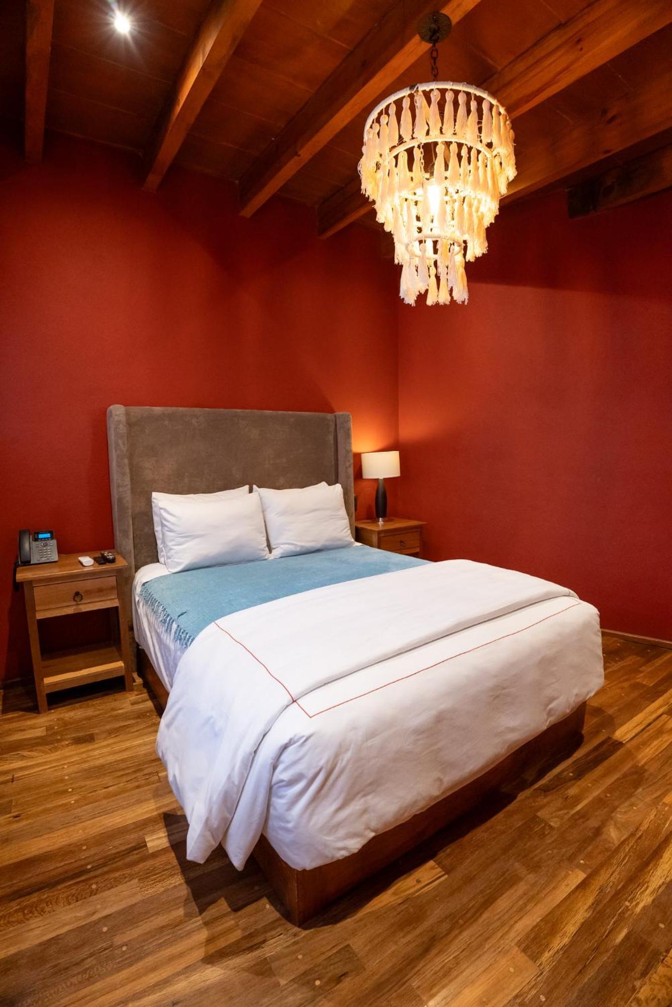 Bito's Boutique Bed & Breakfast *